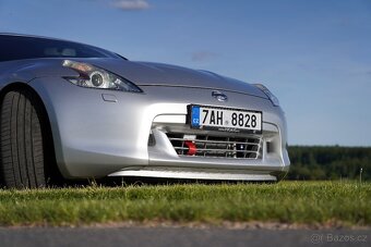Nissan 370 Z - 4
