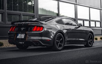 Ford Mustang 3,7 V6 - 4