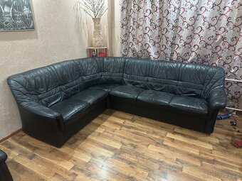 Rohový rozkládací kožený gauč - 4