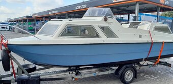 Kajautová loď Microplus 600 Galaxy ( 2x kajuta ) - 4
