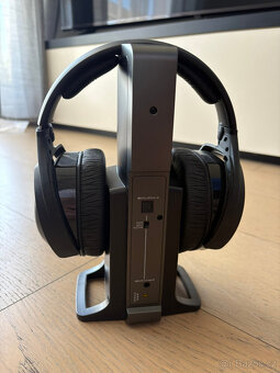 Zánovní bezdrátová sluchátka Sennheiser RS 175 - 4