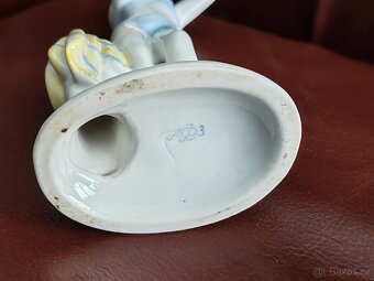 Raritní art deco soška, porcelán, plavkyně. - 4