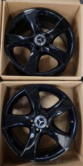 Mercedes Benz V-class W447,alu 17',černé,senzory - 4