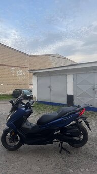 Honda Forza 125 - 4