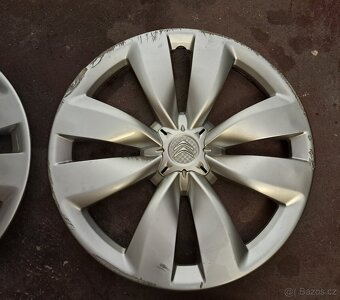 4 kusy poklice Citroen 15" - 4