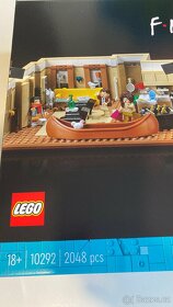 LEGO Friends 10292 - 4