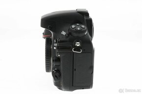 Zrcadlovka Nikon D800 36Mpx Full-Frame - 4