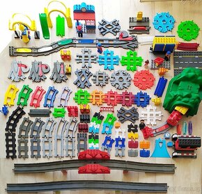DUPLO vlak-sada nebo dílky,koleje,vagóny,loko manual i bat. - 4