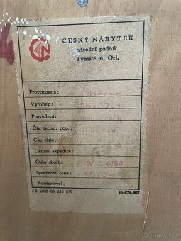 Retro knihovna - 4