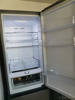 Lednice Samsung 2021, C, 166 kWh/rok, 35 dB - 4