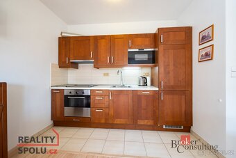 Pronájem, byty/1+kk, 35 m2, Kaštanová, 25242 Jesenice, Praha - 4