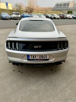 FORD MUSTANG 2019 5,0 GT 331kw 60xxx km - 4