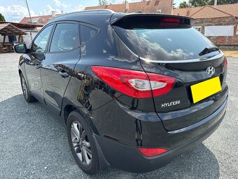 Hyundai ix35 2.0 CRDi 4x4 100 kW CZ 1. MAJITEL VELKÁ VÝBAVA - 4