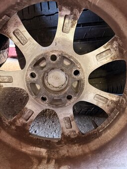 215/65r16 zimní + alu - 4
