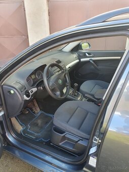 Škoda octavia 2 1.6fsi - 4