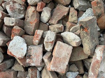 Staré zvonivé cihly - 4