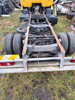 Renault midlum 220, náhradní díly vcelku. - 4