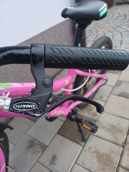 dívčí kolo Head Morelia 20 - 4