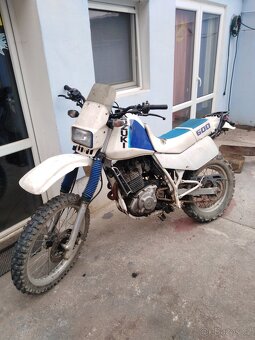 Suzuki dr 600 - 4