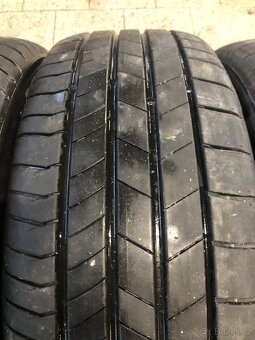 215/55/18 prodám letní pneu - 4