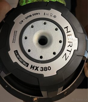 Prodám subwoofer Hertz HX380 - 4