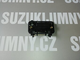 Suzuki Jimny - dveřní kliky - klika zadních dveří - 4