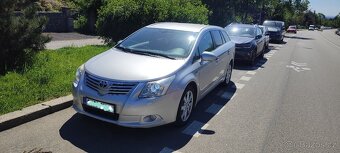 Avensis - 4