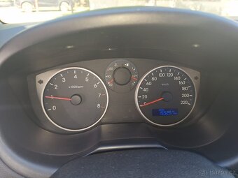 Prodám Hyundai i20 - 4