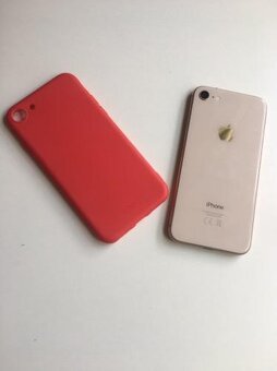 Prodám iPhone 8 - 4