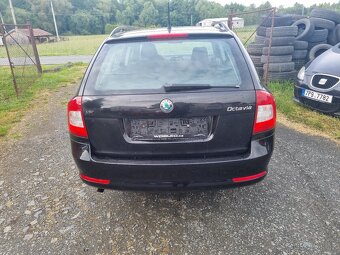 Octavia 1.6i - 4