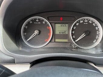 Škoda Fabia 1.6 mpi automat - 4