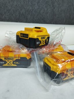 Nové Aku baterie DEWALT XR Li-Ion 18V 5Ah DCB184 - 4
