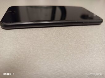 Apple iPhone SE 2020 64Gb šedý - 4