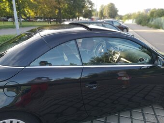 Kabriolet VW EOS 2.0 FSI cabrio 110 kW benzín. Nová STK - 4