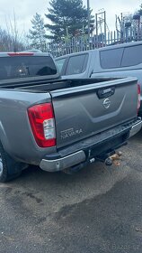 nissan navara - 4