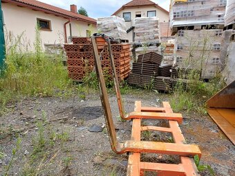 Paletové vidle na Locust, UNC ... - 4