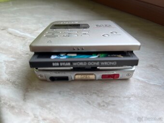 MiniDisc MD walkman MZ-R55 - 4