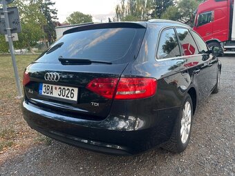 Prodám AUDI A4 FACELIFT , MMI NAVIGACE ,r.v.2012 - 4