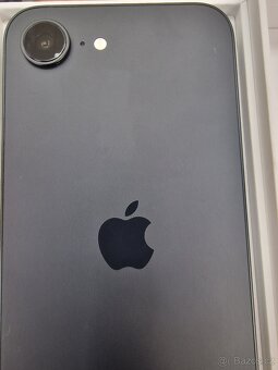 Apple iPhone 16e black - 4