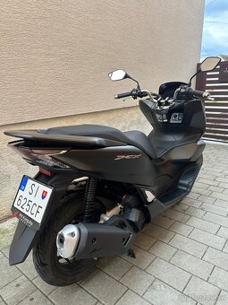 PREDÁM HONDA PCX 125 r.v.2023 iba 1 536 km - 4