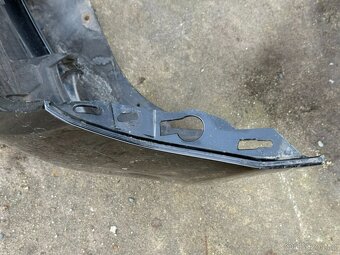 BMW řada 7 F01 F02 LCI - přední nárazník - 4