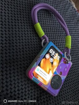 Oppo Find N3 Flip s luxusnim pouzdrem - 4