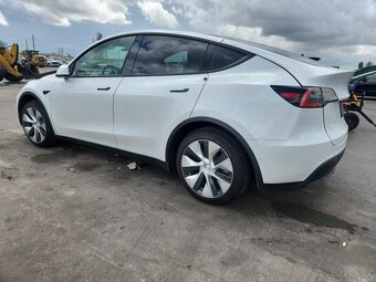 Tesla Model Y 75 Kwh  2021 - 4
