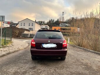 Škoda Fabia (2) kombi 1.4 63kw - 4