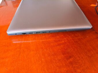 Lenovo IdeaPad 330 15.6" HD - 4