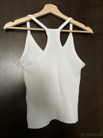 C&A - dáms. bílé tílko sportovního typu – S/M? - 4