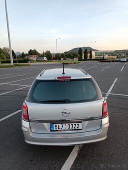 Opel Astra H kombi 1.7 Cdti 2009 - 4