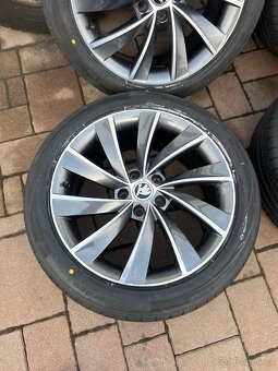 Škoda Superb 3 verze Laurin klement 5x112 r18” - 4