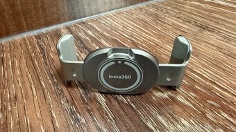 Stabilizátor pro mobilní telefon Insta360 Flow v záruce - 4
