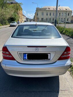 Mercedes benz c 180 - 4